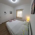 Apartament Elle With Free Private Parking