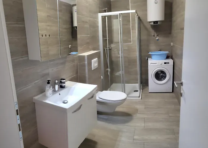 Appartement Elle With Free Private Parking